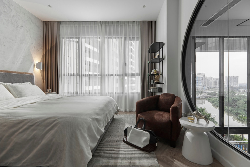 br/> Phòng ngủ này có tầm nhìn ra bể bơi và khuôn viên xanh trước mặt dự án.