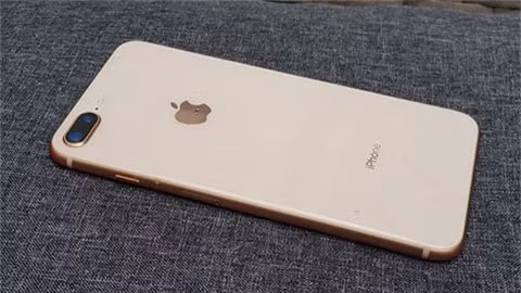 Loat iPhone giam gia soc tai Viet Nam, ve muc cuc hap dan