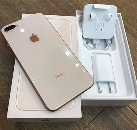 Loat iPhone giam gia soc tai Viet Nam, ve muc cuc hap dan-Hinh-3