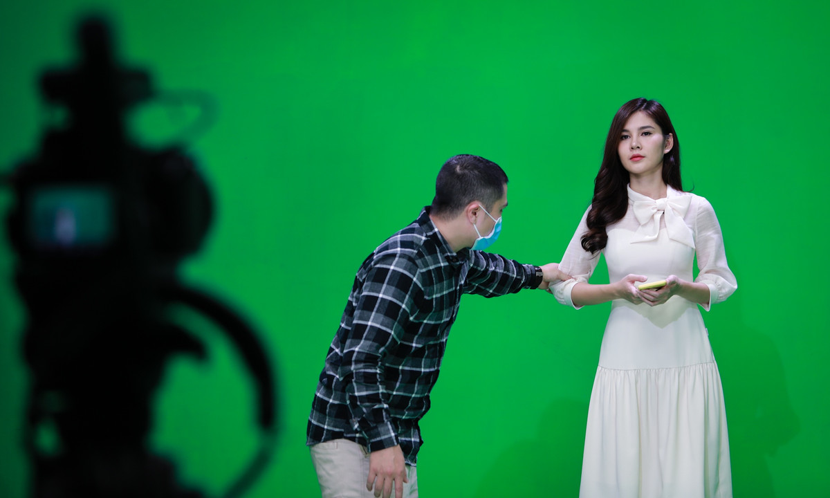 Nu MC the thao Thu Hoai co cuoc song day mo uoc tuoi 30-Hinh-14