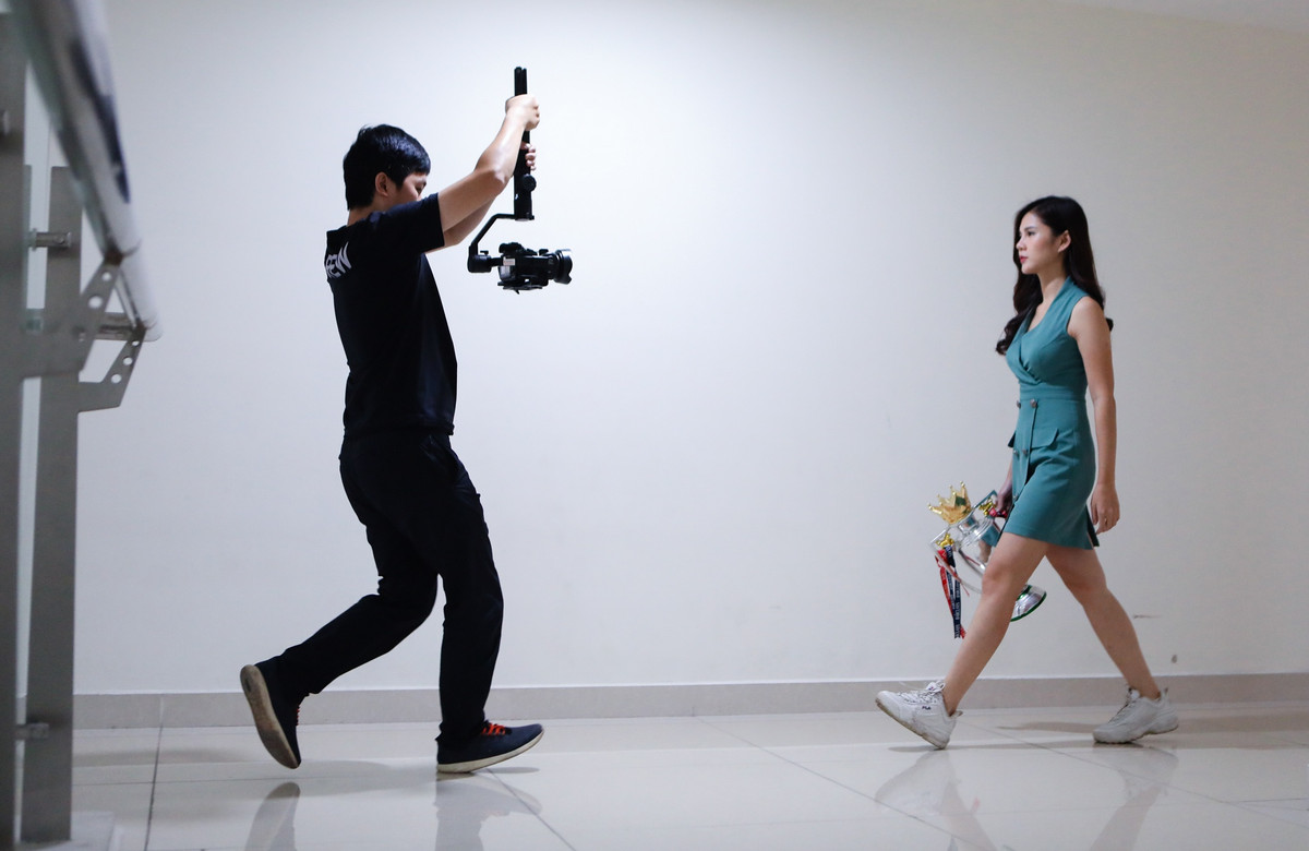 Nu MC the thao Thu Hoai co cuoc song day mo uoc tuoi 30-Hinh-5