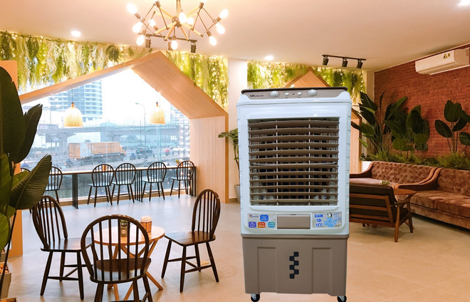 Quat dieu hoa giam gia cuc hoi, co chiec re ngang quat dien-Hinh-3