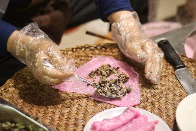 Do xo toi an thu banh cuon thanh long cuc la-Hinh-4