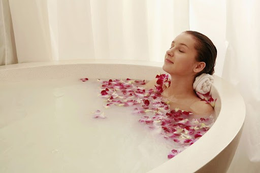 Những lưu ý khi tắm gội ngày nắng nóng, cẩn thận kẻ đột tử Nhung luu y khi tam goi ngay nang nong, can than ke dot tu