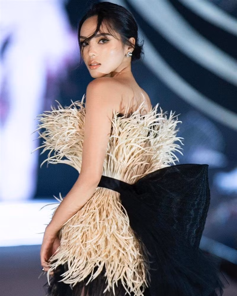 Hình ảnh mới nhất của Kỳ Duyên tại phần thi Người đẹp Thời trang, trong khuôn khổ cuộc thi Hoa hậu Việt Nam 2020, được tổ chức tại TP. Vũng Tàu tối 10/11.