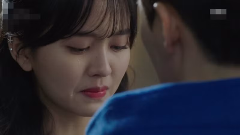 Vo vua bao tin mang thai voi chong lien lap tuc bi tu mat