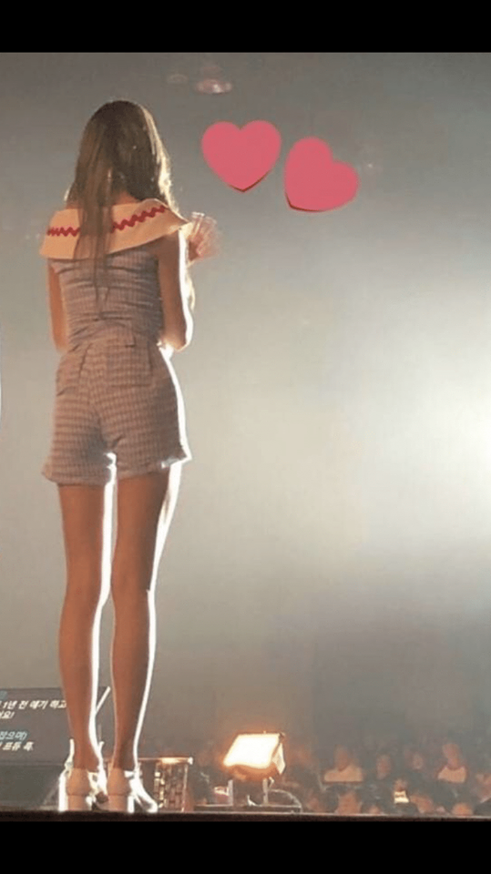 Mac cam vi doi chan thon, dai gap doi nguoi-Hinh-5