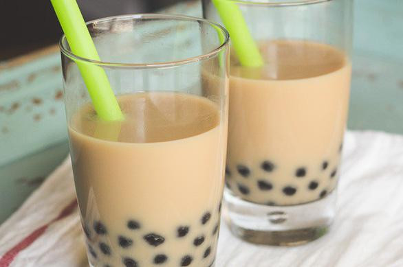 Be trai 21 thang bi bai nao chi vi mot coc tra sua-Hinh-2