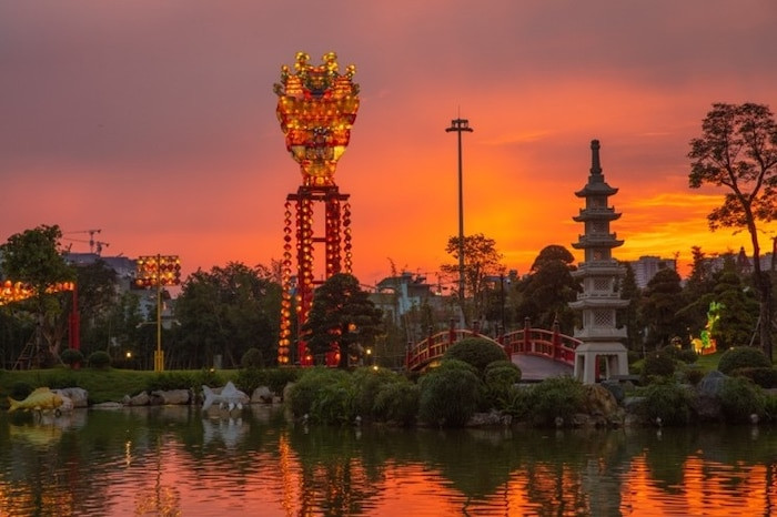 Song ao cuc chat o cong vien Nhat Ban dau tien tai Ha Noi-Hinh-13