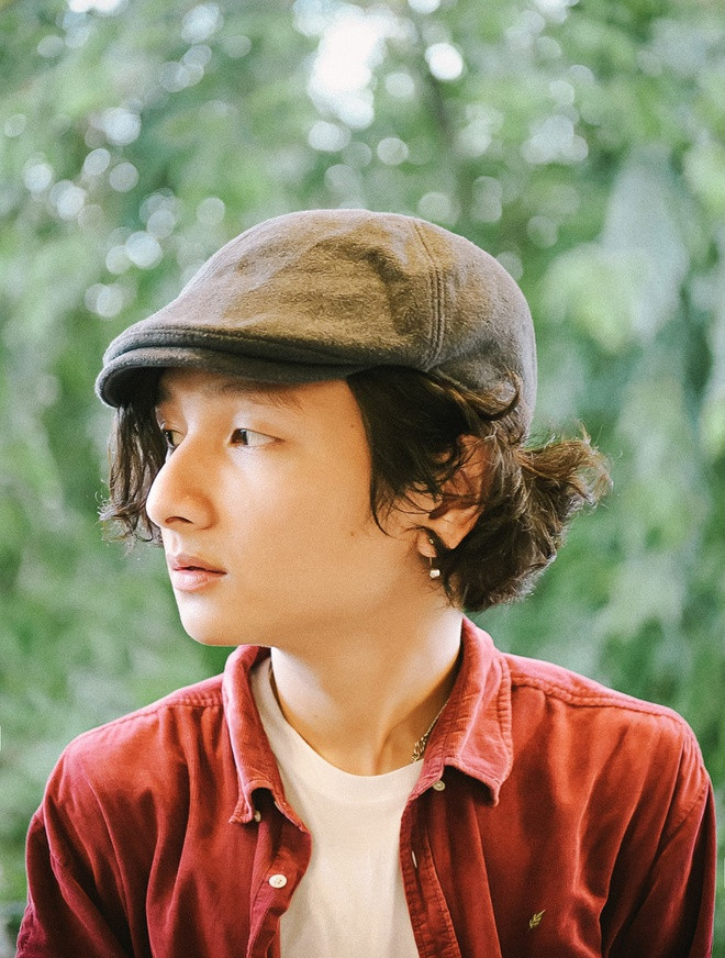 16 Typh được gọi là hot boy của Rap Việt nhờ gương mặt điển trai như tài tử. Thí sinh đội Binz đã dừng chân ở vòng Bứt phá, gây tiếc nuối cho nhiều khán giả. Song, cuộc thi vẫn là bước đệm tốt để anh và các thí sinh khác hoạt động nghệ thuật trong thời gian tới. Ảnh: NVCC.