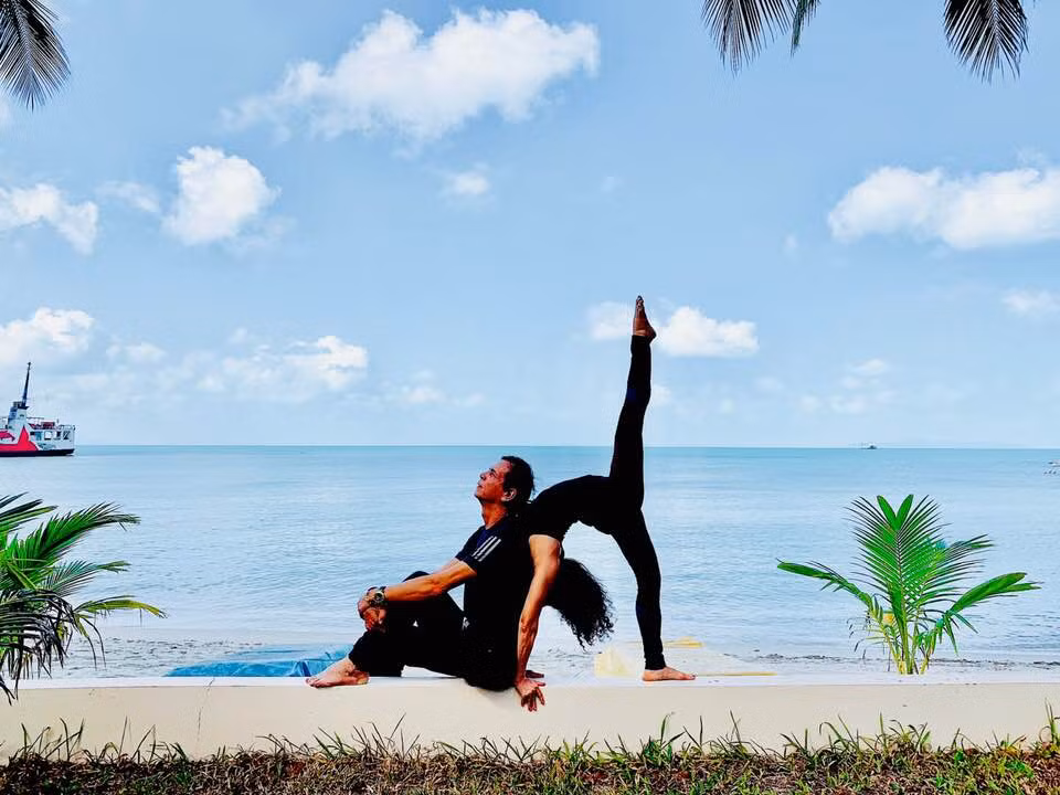 Me Ho Ngoc Ha thuc hien dong tac yoga dinh bat chap tuoi 63-Hinh-7