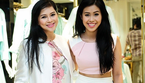 Tiên Nguyễn âm tính, gia đình đóng góp 6,2 tỷ đồng 41 phút trước13:4619/03/2020Giải tríGiải trí 0 Phía doanh nhân Johnathan Hạnh Nguyễn và diễn viên Thủy Tiên xác nhận đã quyên góp hơn 6 tỷ đồng để đồng hành cùng Nhà nước chống dịch Covid-19.