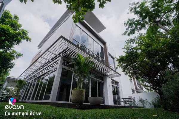 9X Sai Gon gay sot gioi 'nghien nha' voi biet thu khung