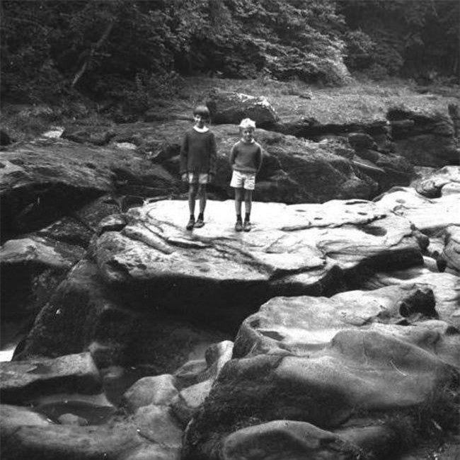 Bi an ve dong suoi chuyen 