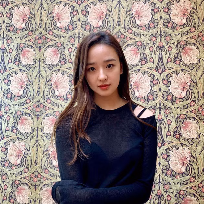 Năm 2014, tại kỳ ASIAD Hàn Quốc làm chủ nhà, cô giành được tấm HCV toàn năng nữ và 1 tấm HCB đồng đội. Cô cũng trở thành vận động viên thể dục nhịp điệu đầu tiên của Hàn Quốc đạt được thành tích này.