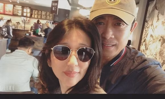 Van Son hiem hoi ninh ba xa: 'Nang co net dep vuot thoi gian'-Hinh-5