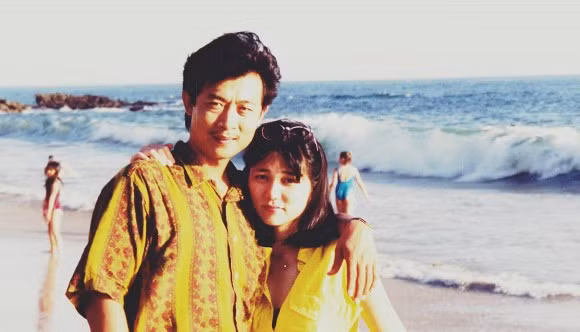 Van Son hiem hoi ninh ba xa: 'Nang co net dep vuot thoi gian'