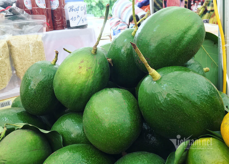 Giá bơ là 90.000 đồng/kg