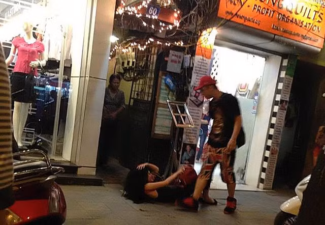 Nhung my nhan Viet bi ban trai manh tay danh 'khong truot phat nao'-Hinh-4