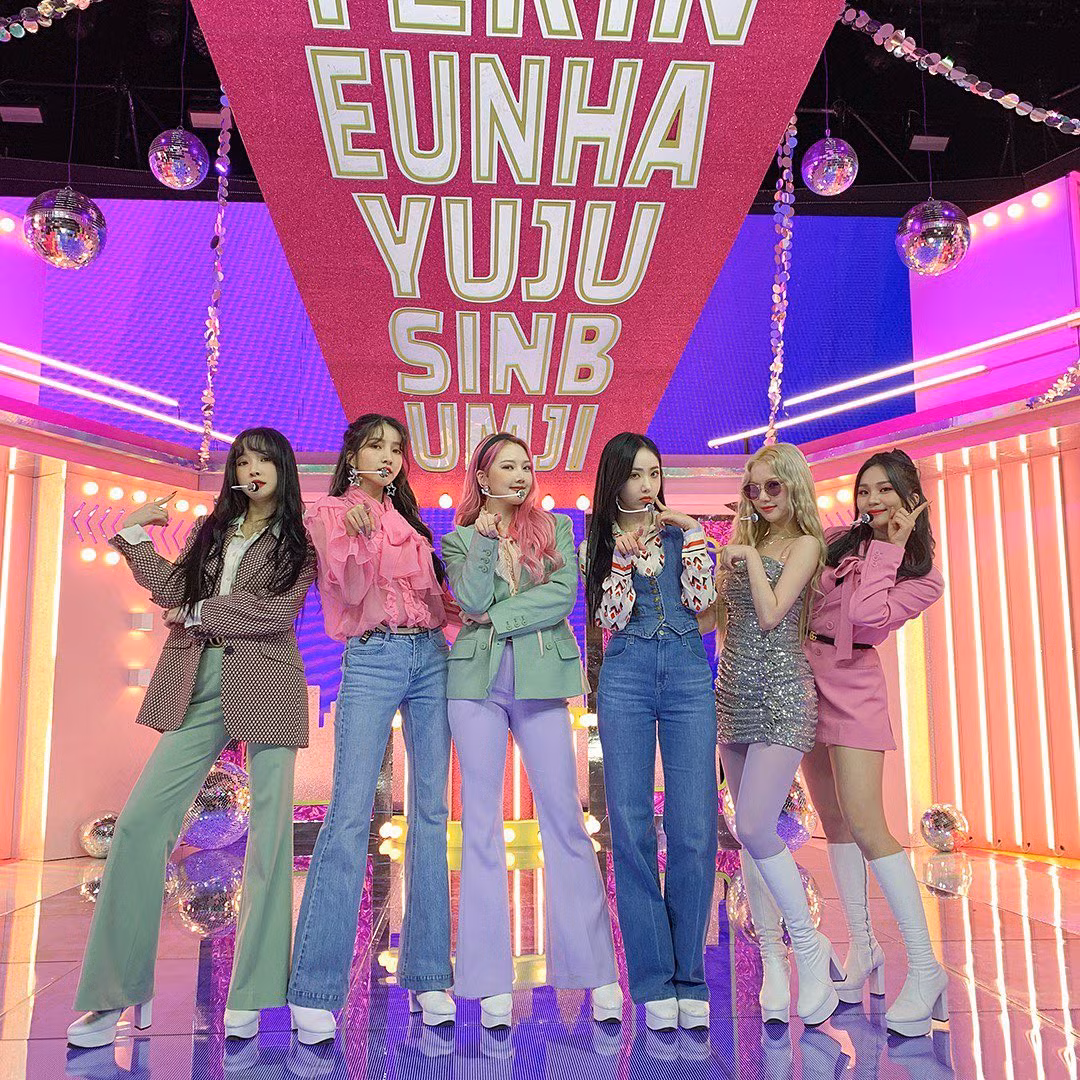 Thuc tap sinh Kpop va loat quy tac khat khe-Hinh-2