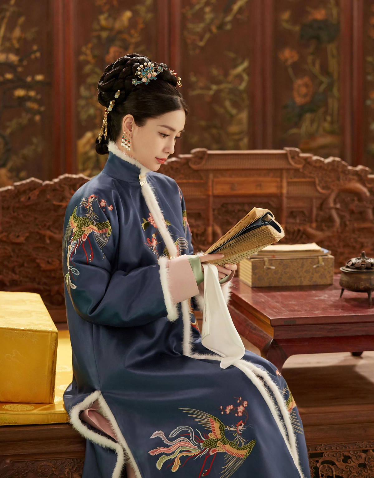 Chuyện về phi tần kỳ lạ của Hoàng đế Khang Hi Chuyen ve phi tan ky la cua Hoang de Khang Hi