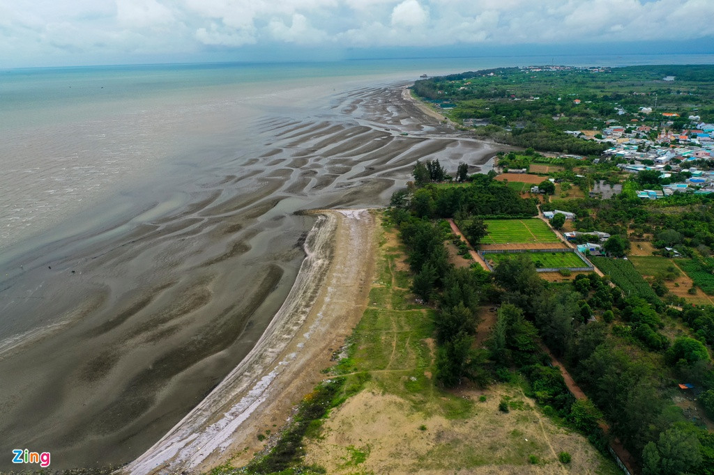 Một phần của dự án Saigon Sunbay là đường bờ biển kéo dài từ xã Long Hòa đến thị trấn Cần Thạnh. Tổng vốn đầu tư của Saigon Sunbay là hơn 217.000 tỷ đồng.