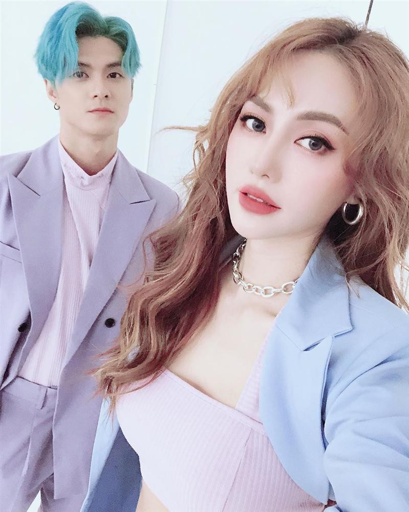 Lam Vinh Hai ky niem 1 nam ket hon, dan mang cho dam cuoi