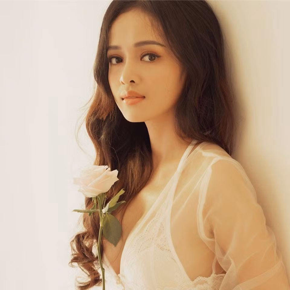 Can ho giua khu dat vang Sai Gon cua BTV thoi su Thanh Truc