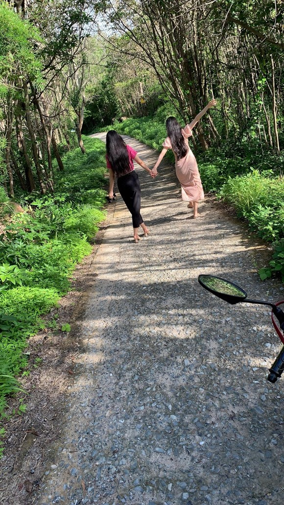 Trương Hồ Phương Nga xuất hiện với nhan sắc rạng rỡ - Hình 4 Truong Ho Phuong Nga xuat hien voi nhan sac rang ro-Hinh-4