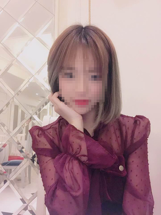 H.T.H cũng là một streamer của bộ môn Liên Minh Huyền Thoại. Với ngoại hình xinh đẹp và giọng nói dễ nghe, cô chiếm được thiện cảm của rất nhiều người. Tuy nhiên, H. chỉ thực sự được quan tâm khi trở thành bạn gái của Hà Tiều Phu. Cả hai được coi là một trong những cặp trai tài gái sắc của làng game Việt.