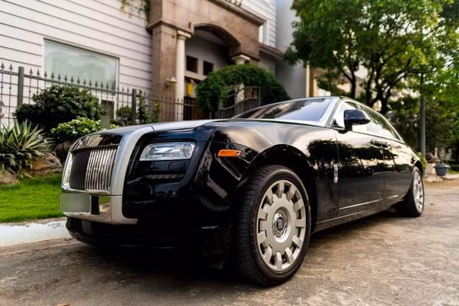 Ly Nha Ky - tay choi xe sang thu thiet trong lang showbiz Viet