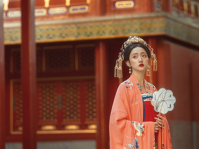 Choáng với lịch thị tẩm theo ánh trăng của hoàng đế đời Đường - Hình 3 Choang voi lich thi tam theo anh trang cua hoang de doi Duong-Hinh-3