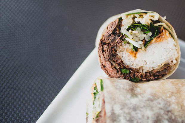 Biến tấu phở thành một món lạ đời, ăn một lần là "nghiện" - Hình 3 Bien tau pho thanh mot mon la doi, an mot lan la