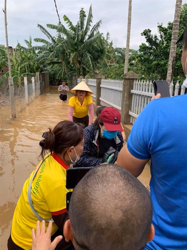 Trang Tran truy tim ke mat sat tu thien, cau xin cung khong tha-Hinh-4