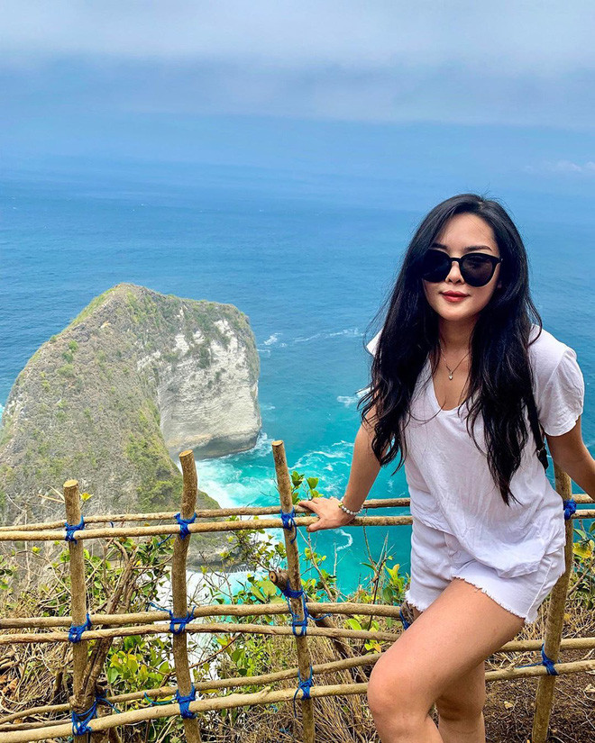 Hoc theo nu chinh Nguoi ay la ai len do trong mua he-Hinh-8