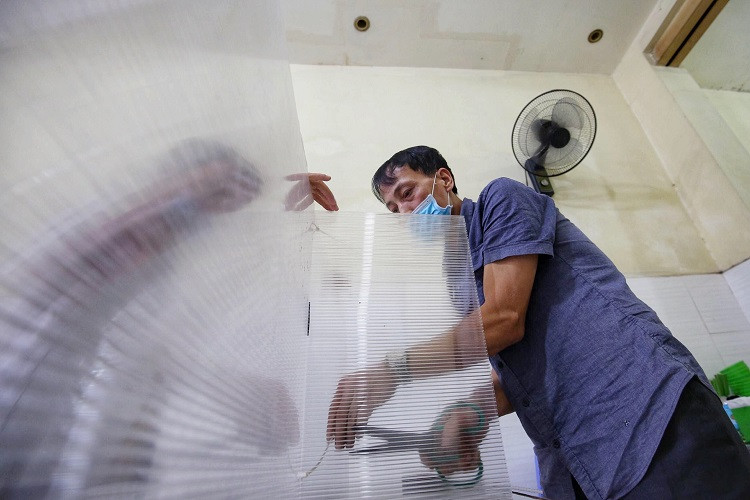 Mo cua lai sau cach ly, chu quan an binh dan chi tien lam dieu bat ngo-Hinh-5