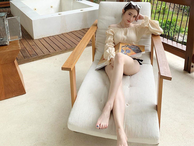 Sau 4 năm được biết đến, "đệ nhất hot girl Lào" ngày càng xinh đẹp và nổi bật hơn.