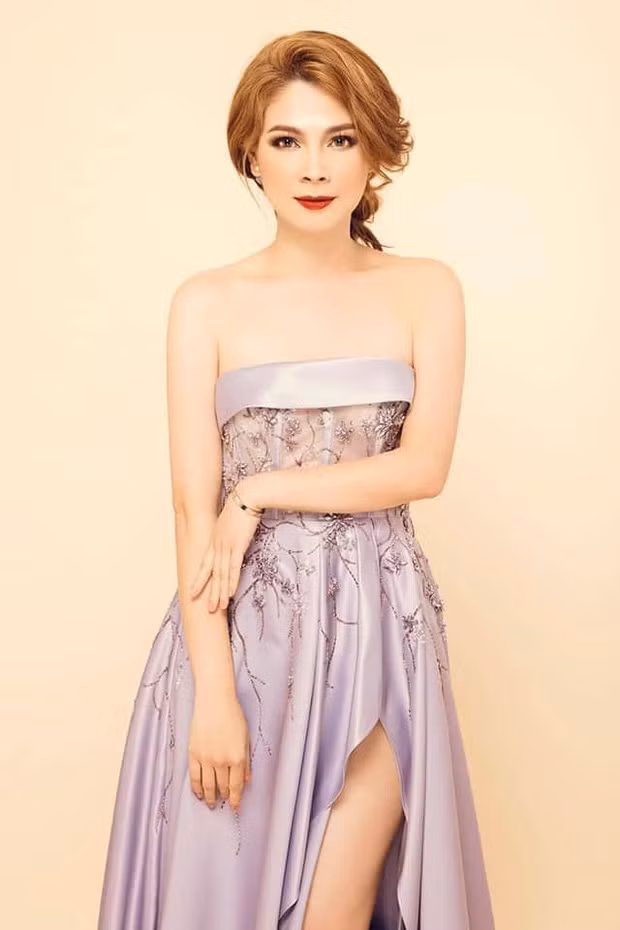 Thanh Thao xot xa: 'Luc bai lo, nguoi phu nu van e che nhat'