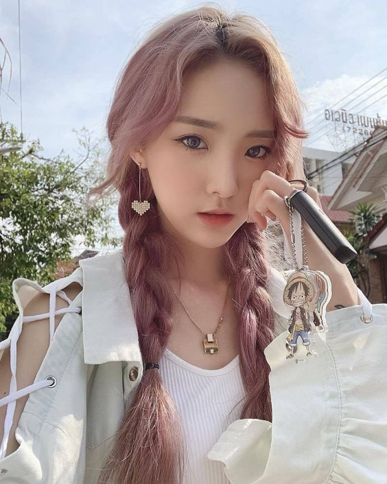 Hot girl ‘Lat mat 3’ cua Ly Hai tham gia show song con ban Trung-Hinh-6