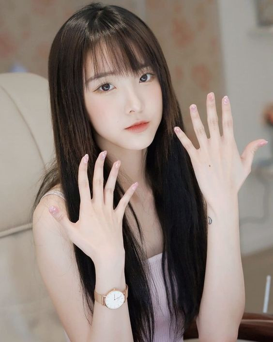 Hot girl ‘Lat mat 3’ cua Ly Hai tham gia show song con ban Trung-Hinh-5