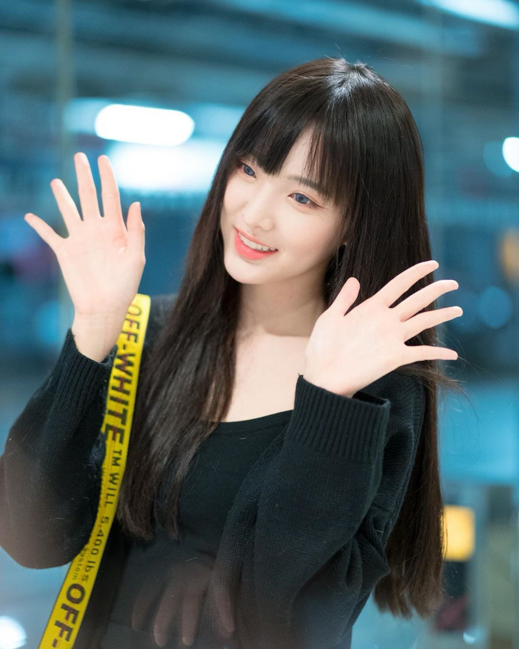 Hot girl ‘Lat mat 3’ cua Ly Hai tham gia show song con ban Trung-Hinh-8