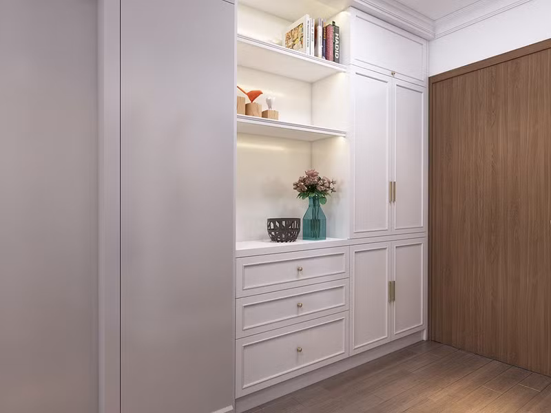 Đồ đạc trong nhà được sắp xếp gọn gàng trong tủ âm tường.