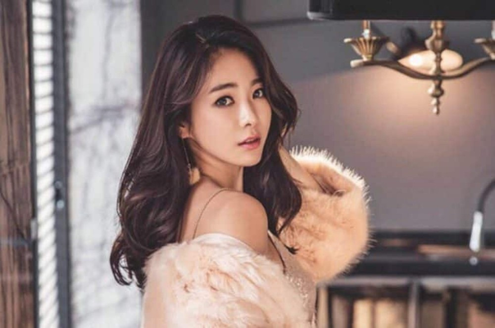 Phụ nữ trung niên nên giảm bớt điều này để duyên dáng bội phần - Hình 4 Phu nu trung nien nen giam bot dieu nay de duyen dang boi phan-Hinh-4