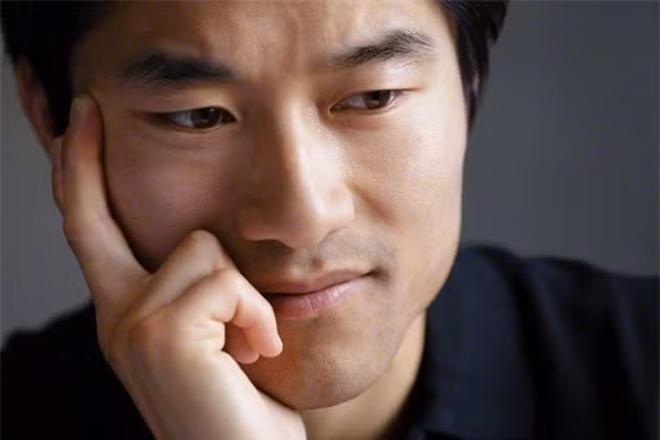 Mua quà sinh nhật cho con gái, tôi không ngờ lại làm khổ vợ cũ Mua qua sinh nhat cho con gai, toi khong ngo lai lam kho vo cu