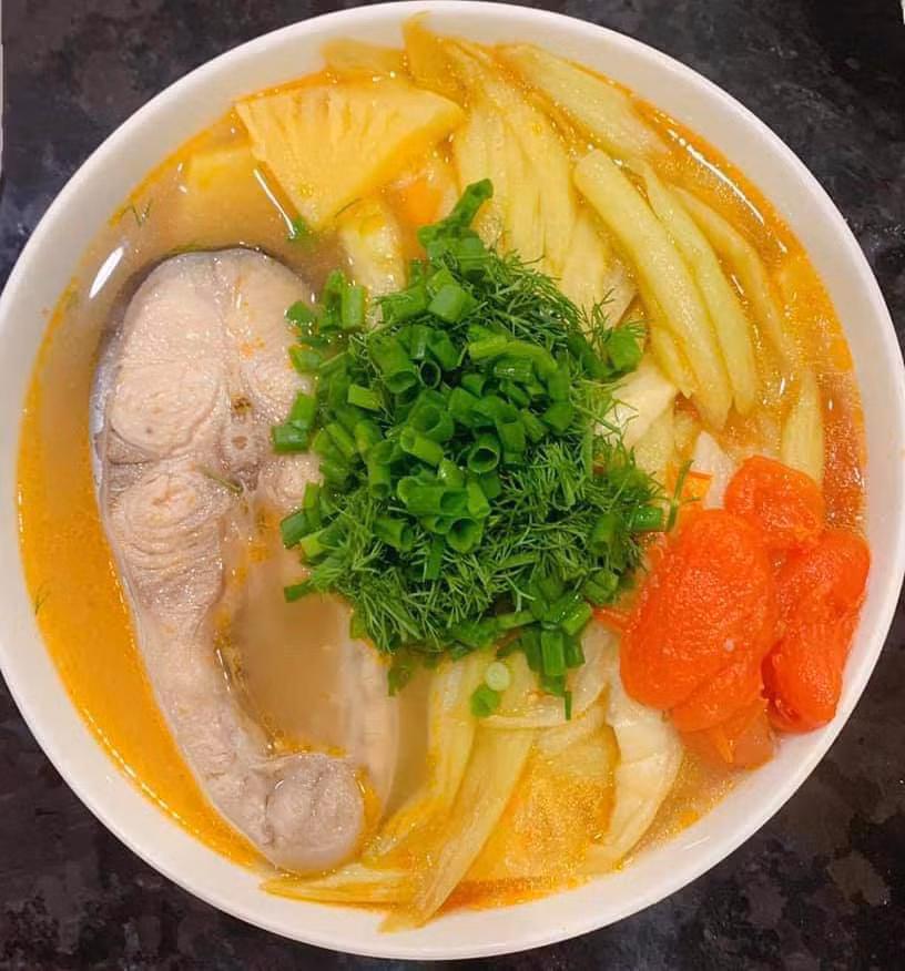 La Thanh Huyen nhan duoc nghin luot thich voi nhung bat canh-Hinh-3