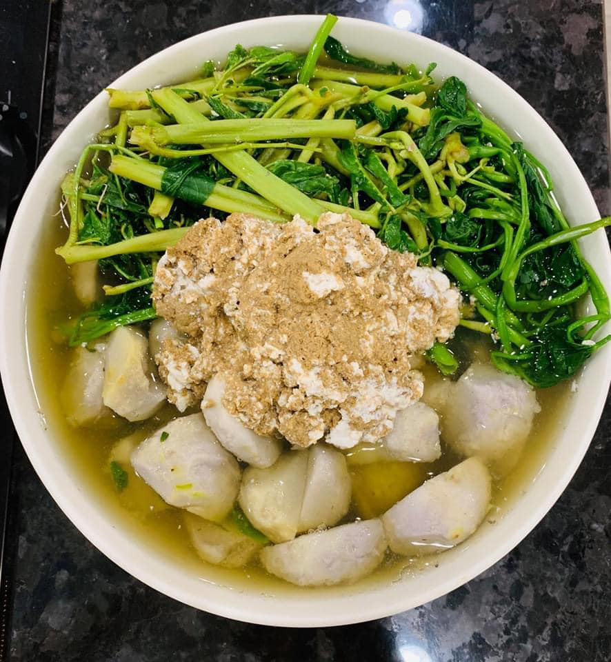 La Thanh Huyen nhan duoc nghin luot thich voi nhung bat canh-Hinh-2