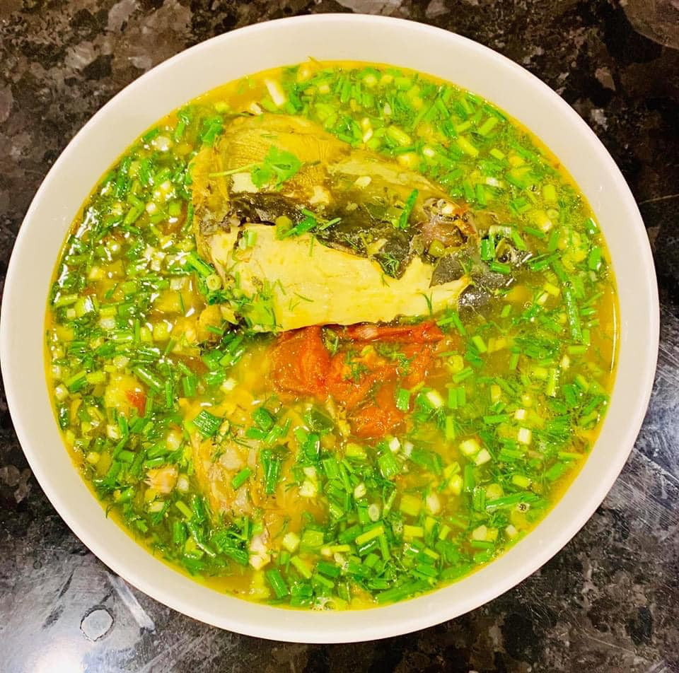 La Thanh Huyen nhan duoc nghin luot thich voi nhung bat canh-Hinh-4