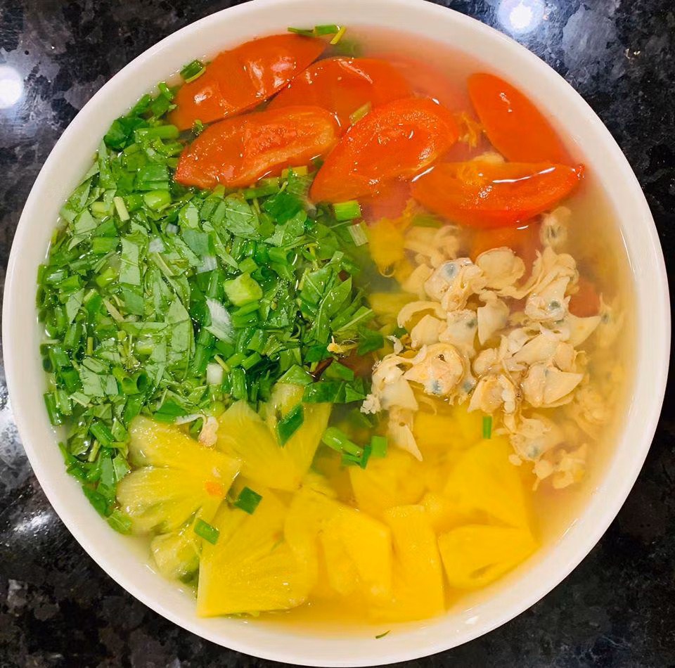 La Thanh Huyen nhan duoc nghin luot thich voi nhung bat canh