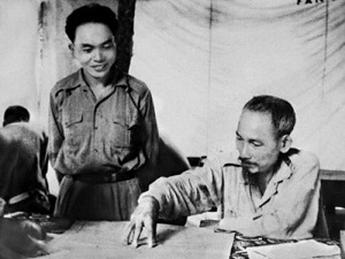 Le phong quan ham cho Dai tuong Vo Nguyen Giap dien ra nhu nao?