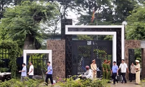 'Rung dong' nhung cai chet hang loat va so 7 bi an-Hinh-4